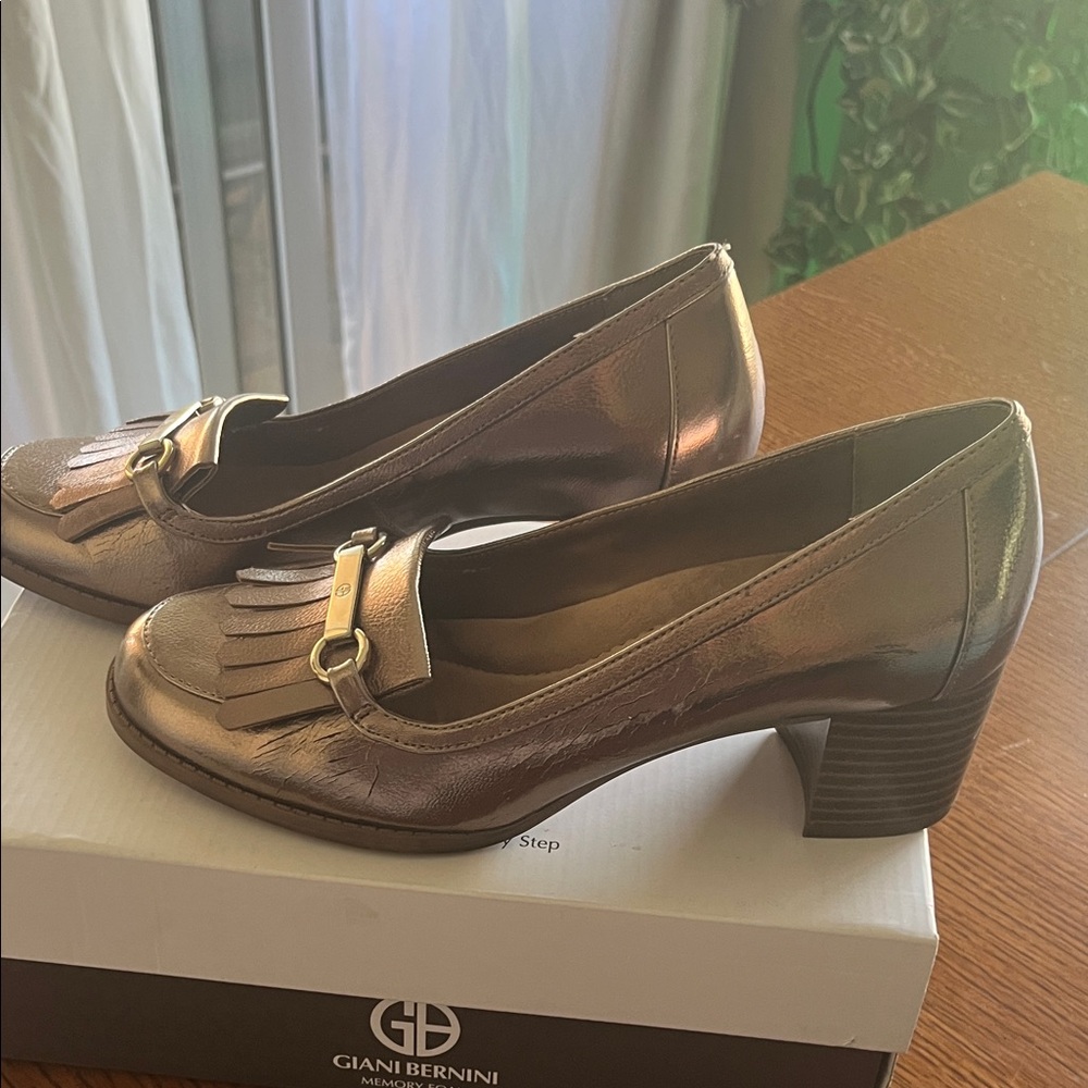 Giani Bernini Bronze Fringe Heels
